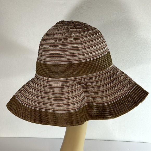 Wallaroo Hat Co Ginger Style Wide Brim UPF 50+ Browns & Cream Striped Sun Hat - Picture 6 of 11